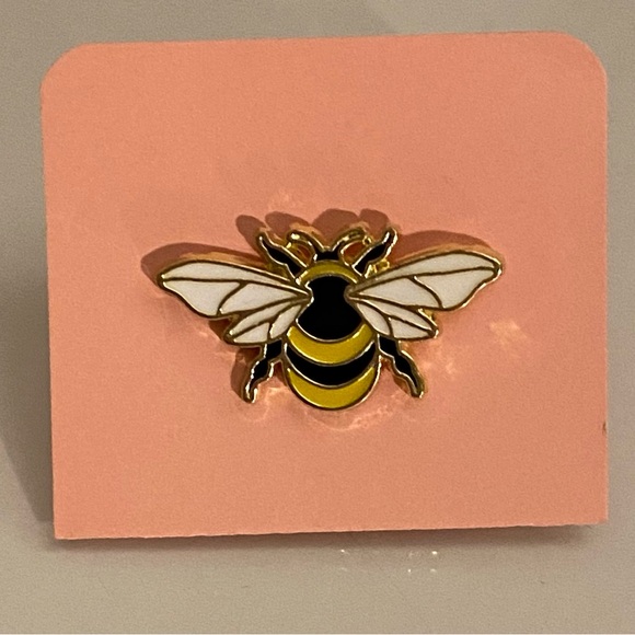Bumblebee Enamel Pin - Picture 2 of 2